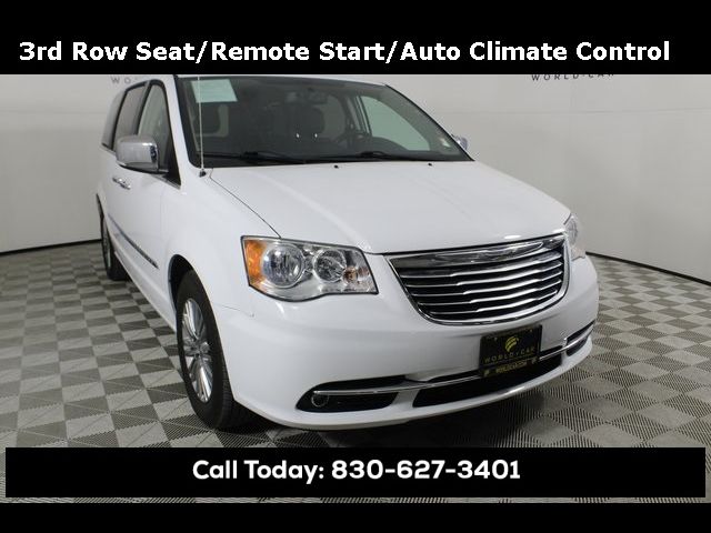 2015 Chrysler Town & Country Touring-L