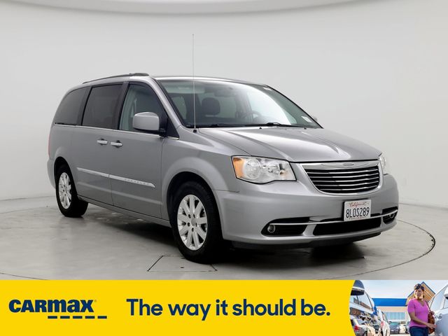 2015 Chrysler Town & Country Touring