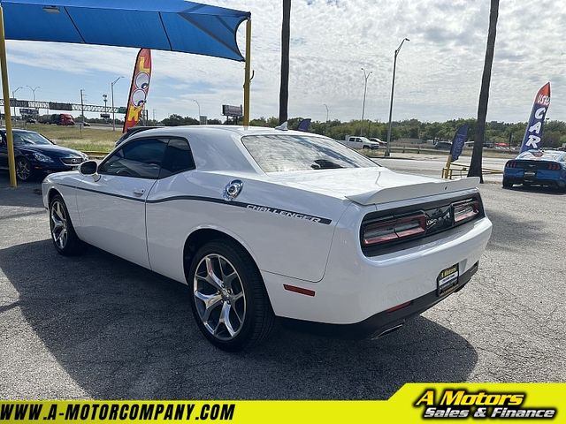 2015 Dodge Challenger SXT Plus