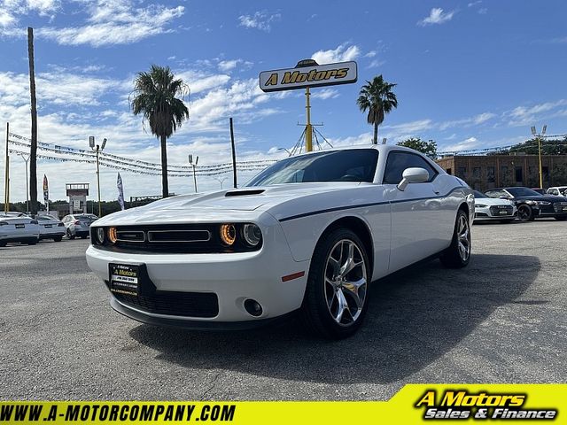 2015 Dodge Challenger SXT Plus