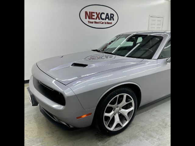 2015 Dodge Challenger SXT Plus