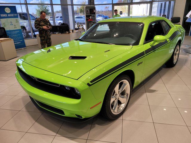 2015 Dodge Challenger R/T Plus