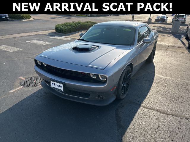 2015 Dodge Challenger R/T Scat Pack Shaker