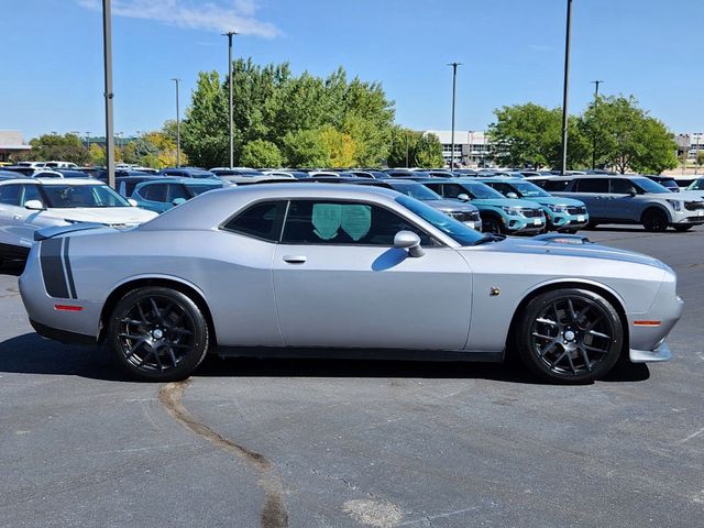 2015 Dodge Challenger R/T Scat Pack Shaker