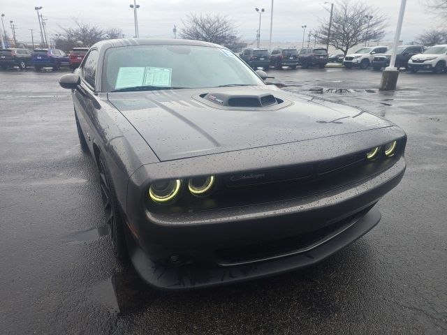 2015 Dodge Challenger R/T Scat Pack Shaker