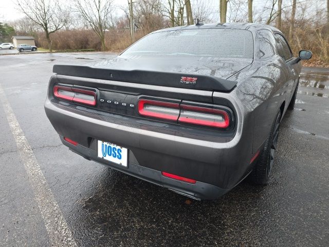 2015 Dodge Challenger R/T Scat Pack Shaker