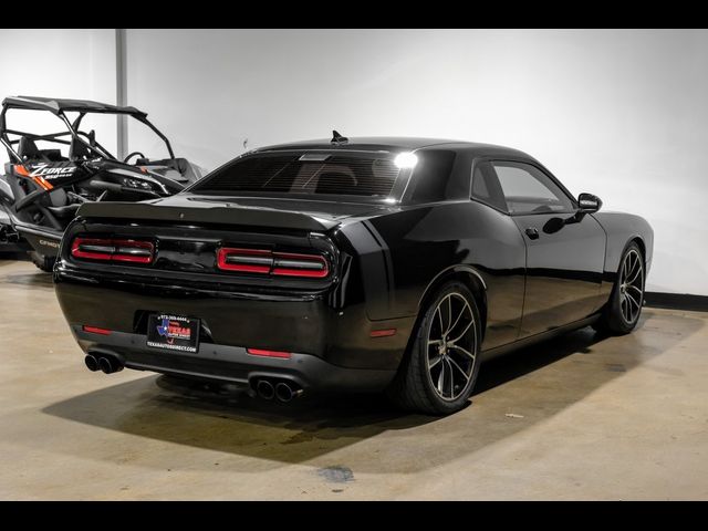 2015 Dodge Challenger R/T Scat Pack Shaker