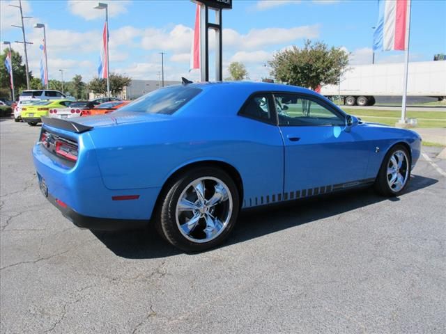 2015 Dodge Challenger R/T Scat Pack Shaker