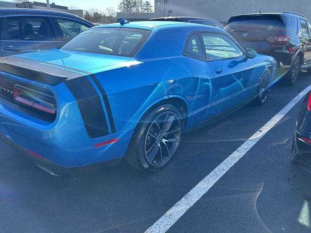 2015 Dodge Challenger R/T Scat Pack Shaker