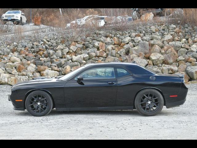 2015 Dodge Challenger R/T Shaker