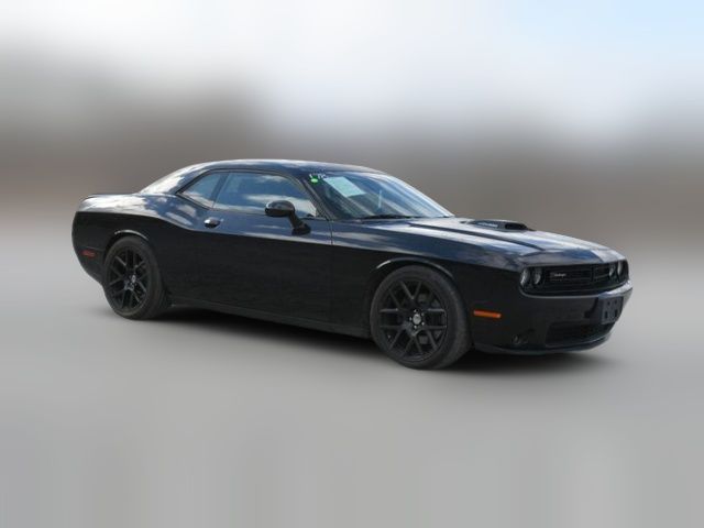 2015 Dodge Challenger R/T Shaker