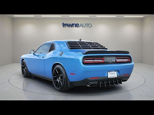 2015 Dodge Challenger R/T Shaker