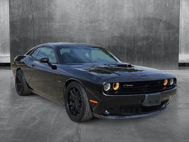 2015 Dodge Challenger R/T Shaker