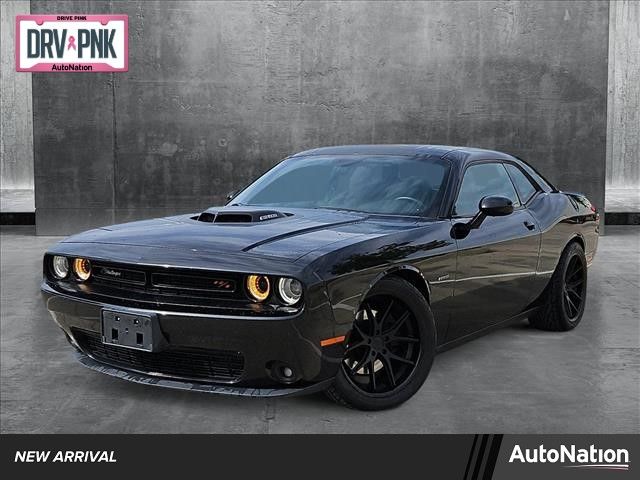 2015 Dodge Challenger R/T Shaker