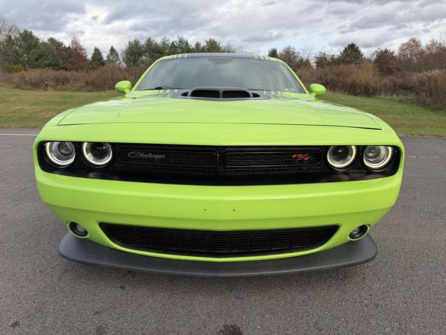 2015 Dodge Challenger R/T Shaker