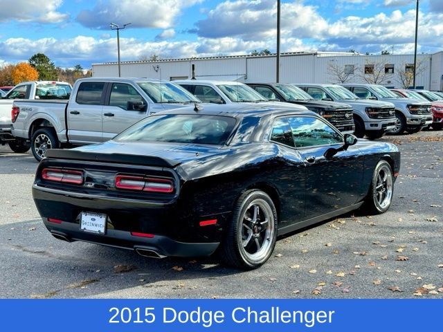 2015 Dodge Challenger R/T Shaker