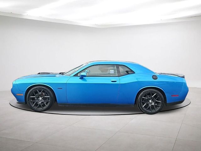 2015 Dodge Challenger R/T Shaker