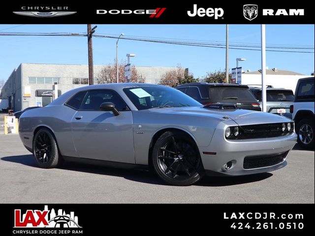 2015 Dodge Challenger R/T Shaker