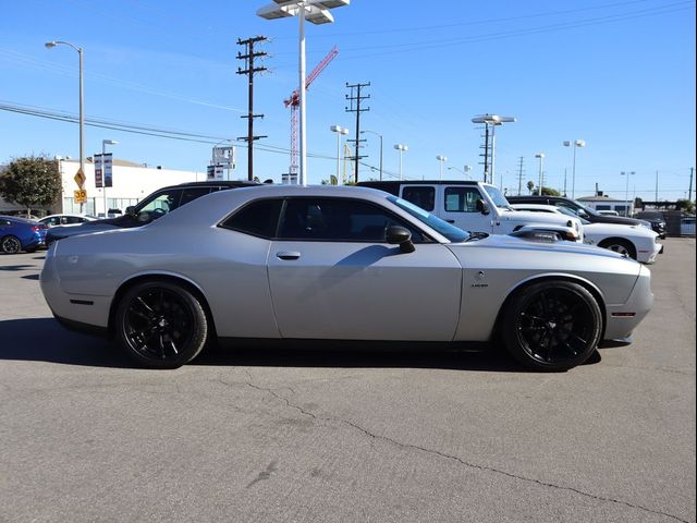 2015 Dodge Challenger R/T Shaker