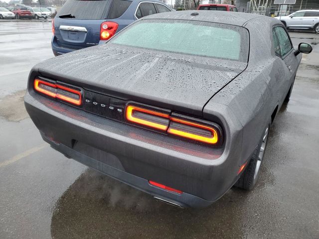 2015 Dodge Challenger SXT
