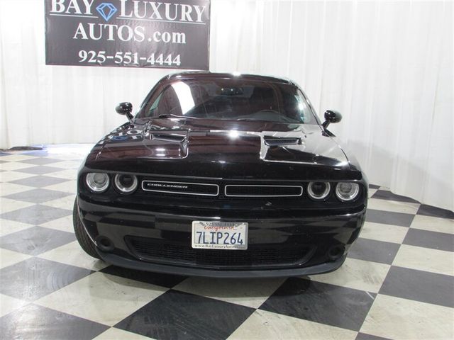 2015 Dodge Challenger SXT