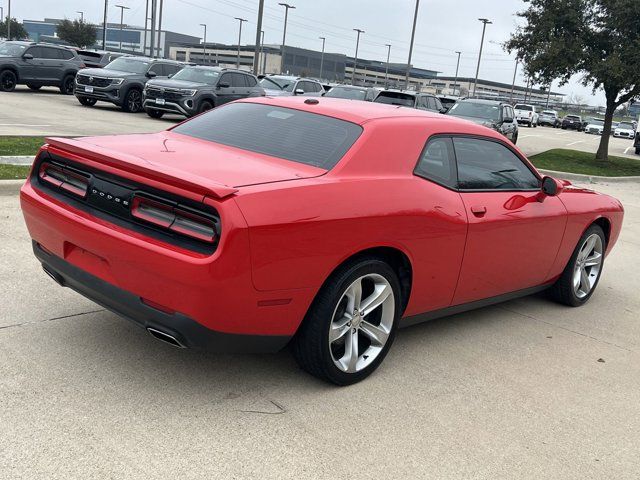 2015 Dodge Challenger SXT