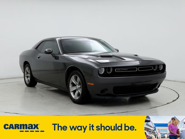 2015 Dodge Challenger SXT