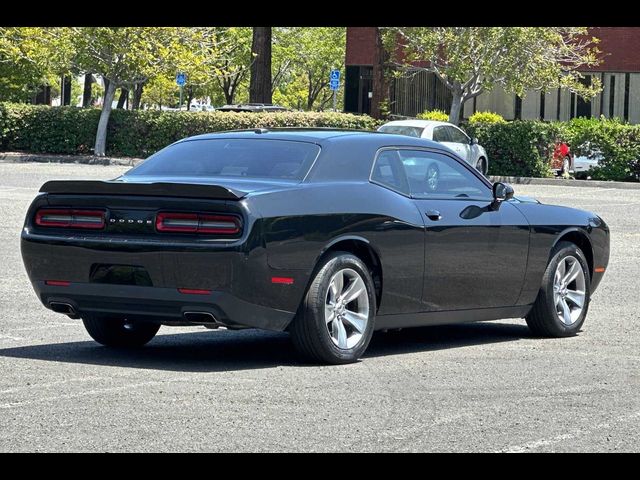 2015 Dodge Challenger SXT