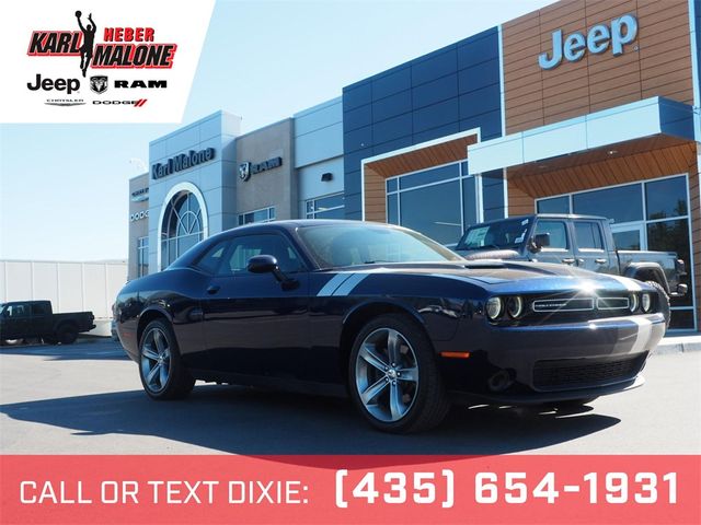 2015 Dodge Challenger SXT