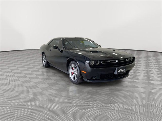 2015 Dodge Challenger SXT