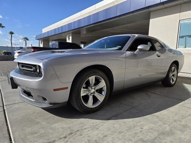 2015 Dodge Challenger SXT