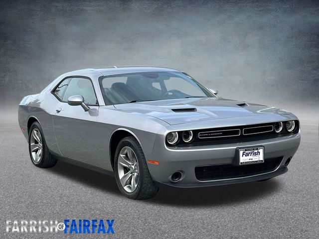 2015 Dodge Challenger SXT