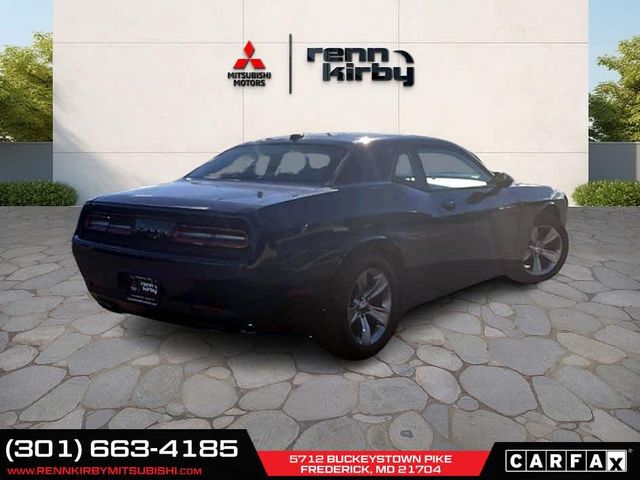 2015 Dodge Challenger SXT