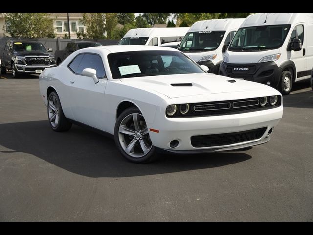 2015 Dodge Challenger SXT