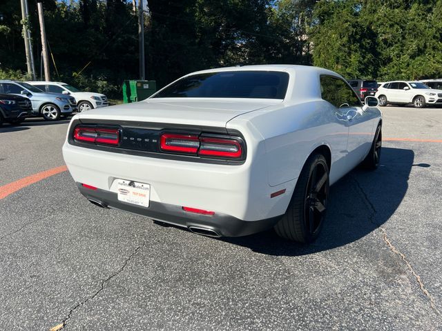 2015 Dodge Challenger SXT