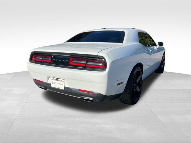 2015 Dodge Challenger SXT