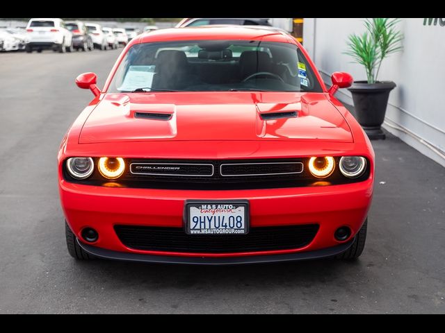 2015 Dodge Challenger SXT