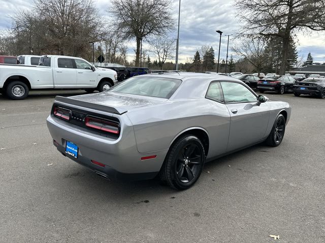 2015 Dodge Challenger SXT