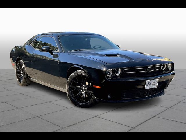 2015 Dodge Challenger SXT