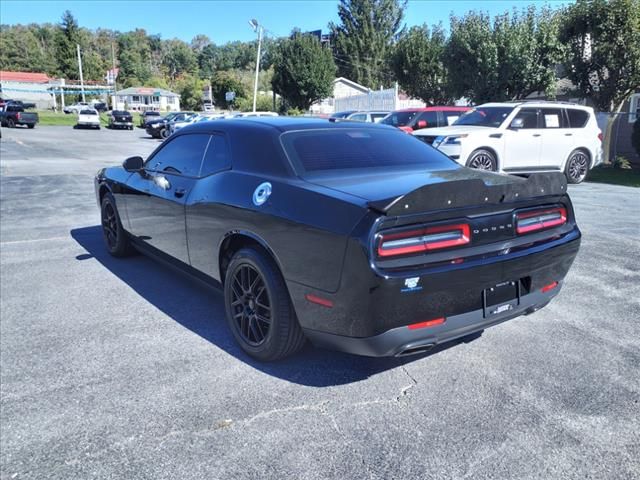 2015 Dodge Challenger SXT