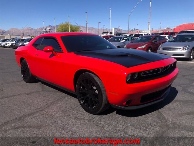 2015 Dodge Challenger SXT