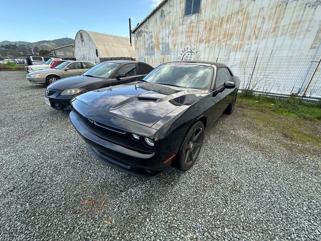 2015 Dodge Challenger SXT