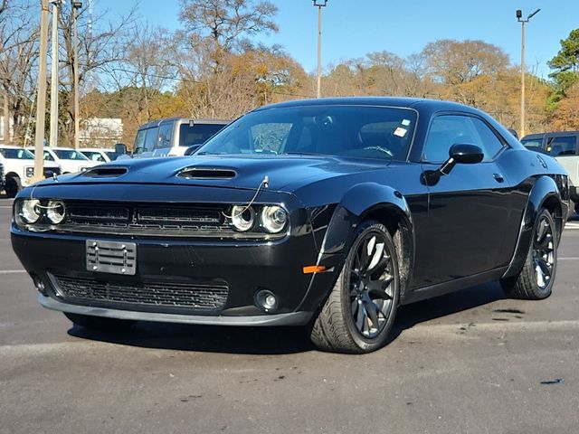 2015 Dodge Challenger SXT