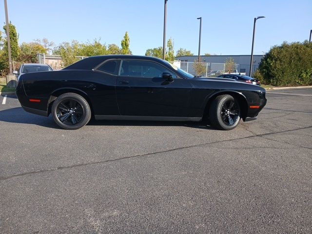 2015 Dodge Challenger SXT