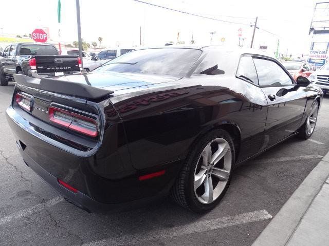 2015 Dodge Challenger SXT