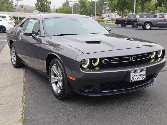 2015 Dodge Challenger SXT