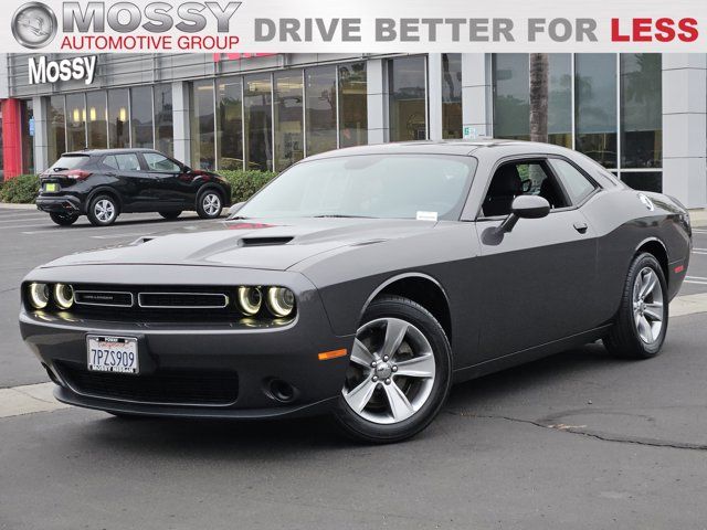 2015 Dodge Challenger SXT