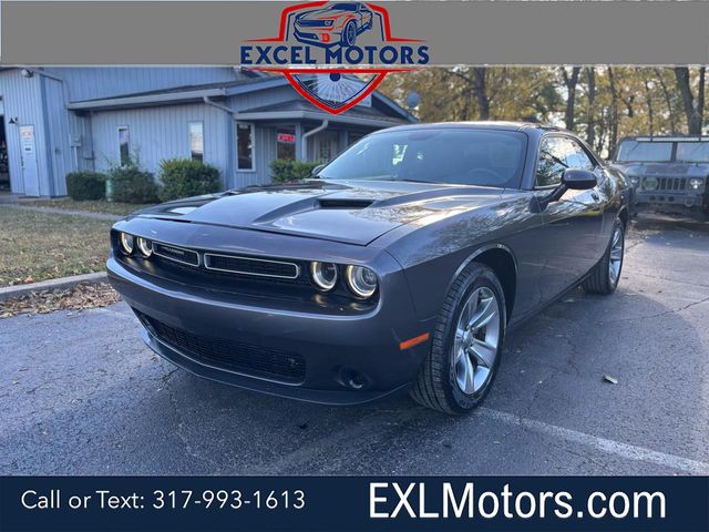 2015 Dodge Challenger SXT