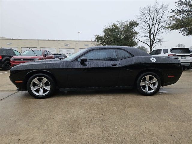 2015 Dodge Challenger SXT