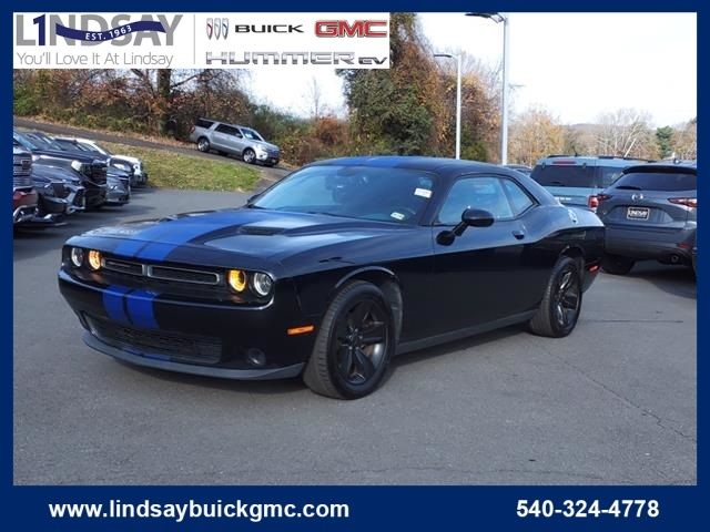 2015 Dodge Challenger SXT